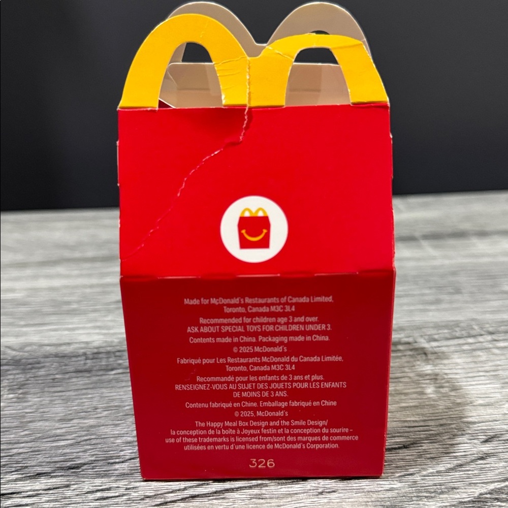 McDonald’s | Lil’ McDonalds: Golden Happy Meal (2025) - Happy Meal Toy - Picture 4 of 13